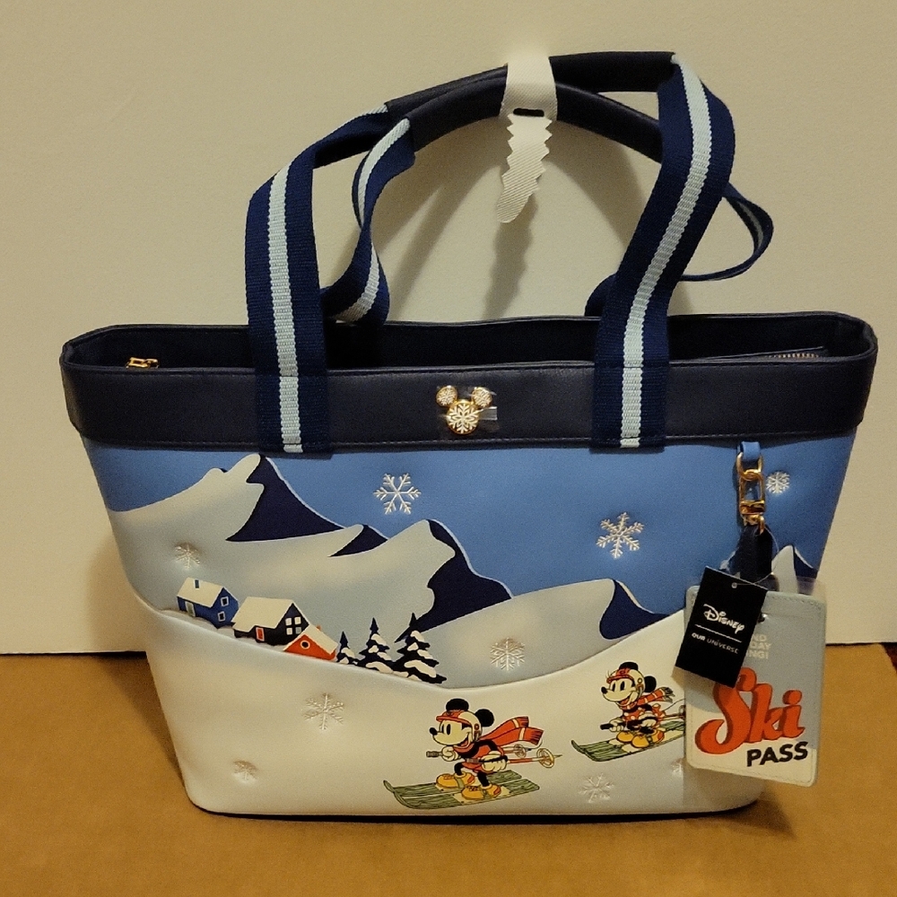 NWT: Disney Our Universe Mickey Mouse & Friends Ski Tote Bag With Wristlet Pouch